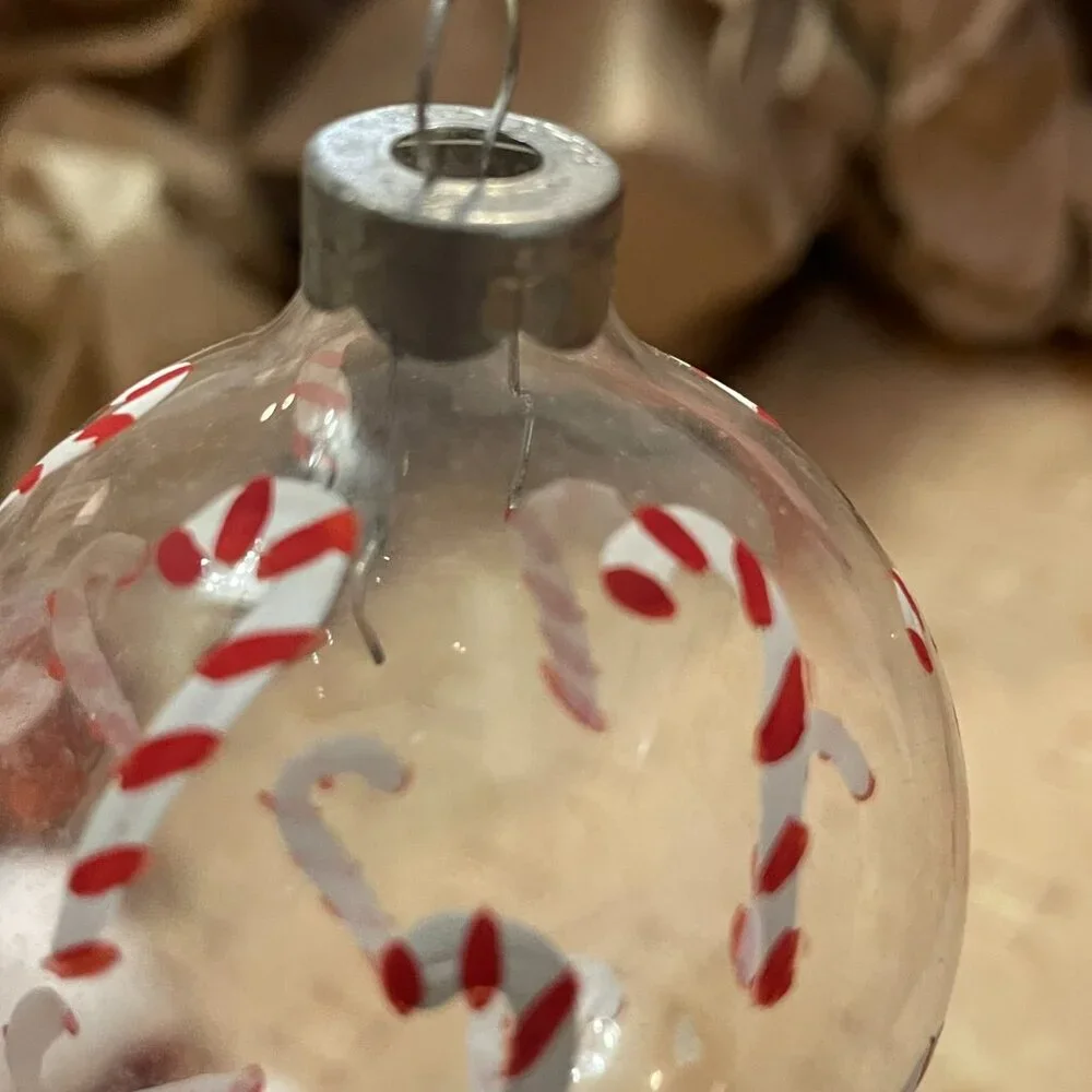 6 handpainted glass ornaments - Picture 6 of 8